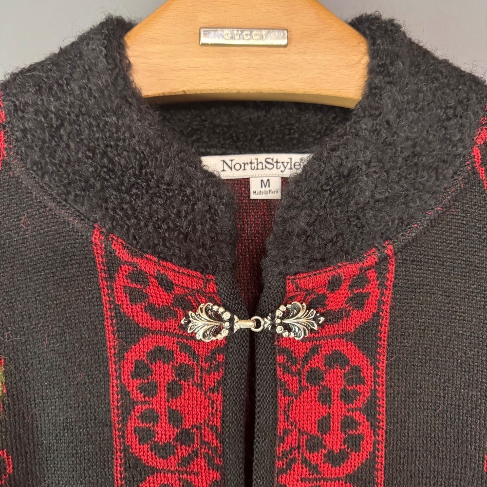 NorthStyle Alpaca Blend Cardigan Sweater Black Red Floral Embroidered Clasp M - Picture 3 of 8